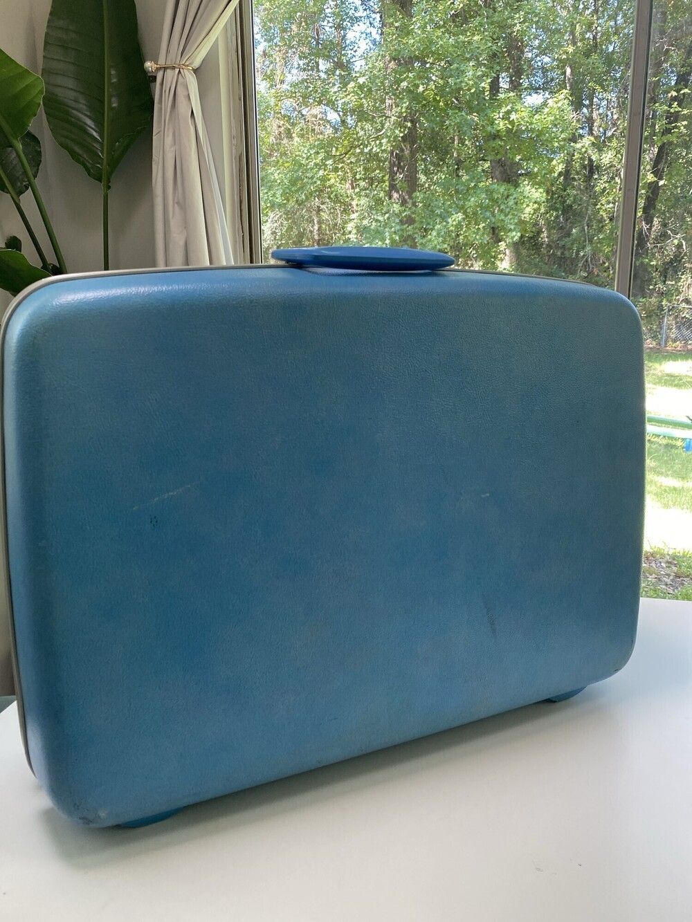 Rare Vintage Samsonite Silhouette Blue Hardshell Suitcase 22 Inch